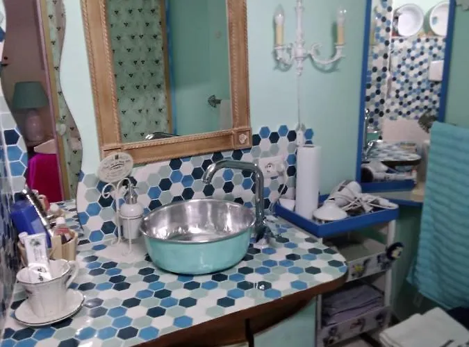 Stanza Privata Casa Artistica Mariola